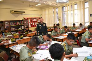 armed-forces-academies-preparatory-school-afaps-of-thailand-visit-to-royal-military-college-10