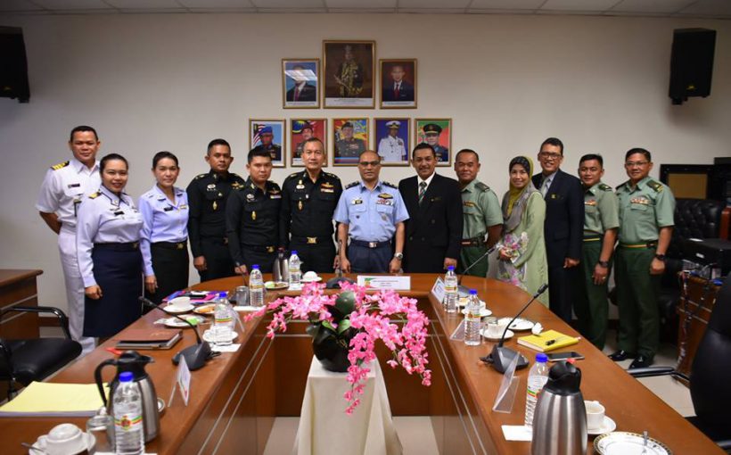 armed-forces-academies-preparatory-school-afaps-of-thailand-visit-to-royal-military-college-6