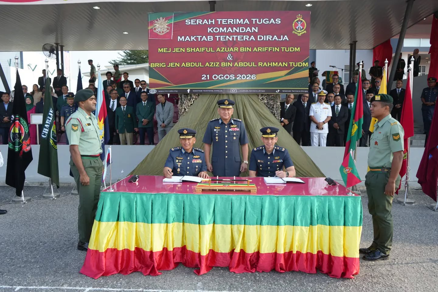 PERBARISAN SERAH TERIMA TUGAS KOMANDAN MAKTAB TENTERA DIRAJA (MTD)